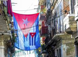 banderas-cubanas-para-recibir-el-ano