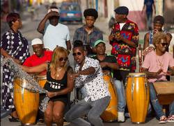agrupacion-cubana-celebra-70-anos-a-ritmo-de-rumba