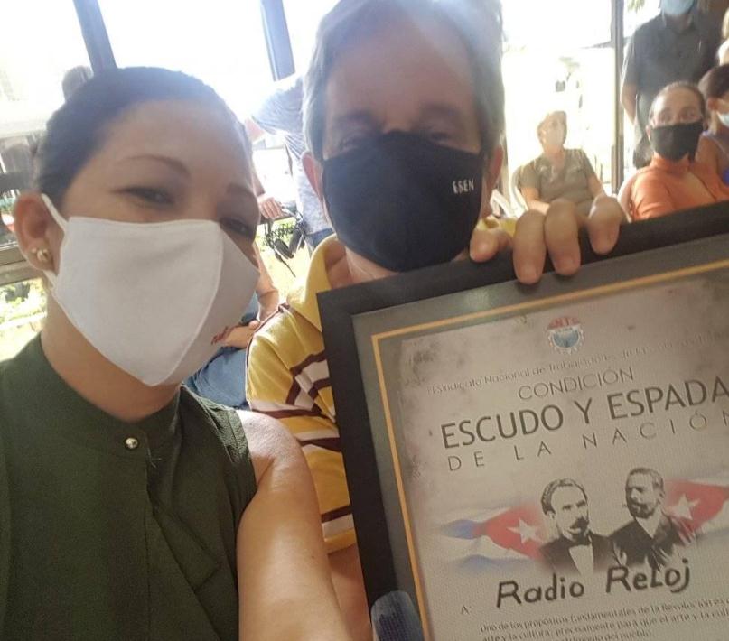 premian-a-colectivos-de-la-radio-y-la-television-cubanas