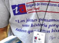 cuba-celebrates-art-instructors-day