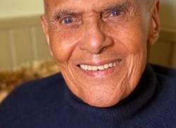 cuba-grants-friendship-medal-to-harry-belafonte