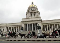 martis-havana-seen-from-colonial-carriages