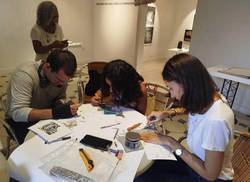 lart-de-la-gravure-dans-la-cour-un-rendez-vous-avec-les-arts-visuels-a-cuba