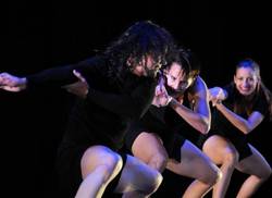 fuerza-vitalidad-y-destreza-en-la-escena-28-anos-de-codanza