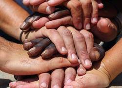 programa-nacional-contra-el-racismo-y-la-discriminacion-racial-yo-creo-en-el-color-cubano