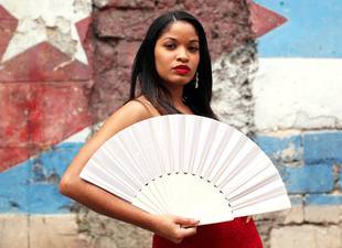 cantante-luna-manzanares-se-lanzara-como-solista-en-francia