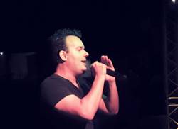 claudio-rodriguez-nominado-al-festival-cuerda-viva-me-ha-ido-muy-bien-cantandole-al-amor