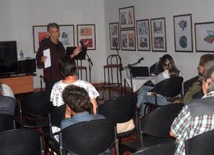 coloquio-jose-luis-cortes-homenajea-a-creadoras-villaclarenas