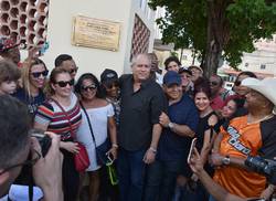 develan-tarja-en-honor-a-juan-formell