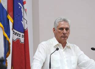 diaz-canel-llama-a-preservar-la-identidad-cubana-desde-la-cultura