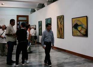 exponen-obras-de-servando-cabrera-en-el-centro-hispanoamericano-de-cultura-por-adalys-perez-suarez