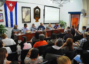 fondo-de-bienes-culturales-en-holguin-entre-los-mejores-de-cuba-rosana-rivero-ricardo