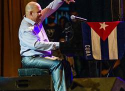 mi-familia-es-cuba-dijo-nachito-herrera