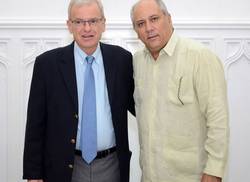ministro-de-cultura-de-cuba-recibe-al-embajador-de-francia