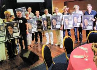 realizan-entrega-de-gitana-tropical