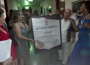 reconoce-icrt-meritorio-desempeno-de-cmbf-en-70-anos-de-labor-por-adalys-perez-suarez