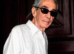 vicente-revuelta-un-creador-en-eterna-revolucion