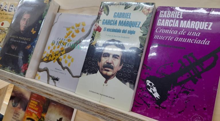 gabriel-garcia-marquez-the-writer-star-of-the-moment