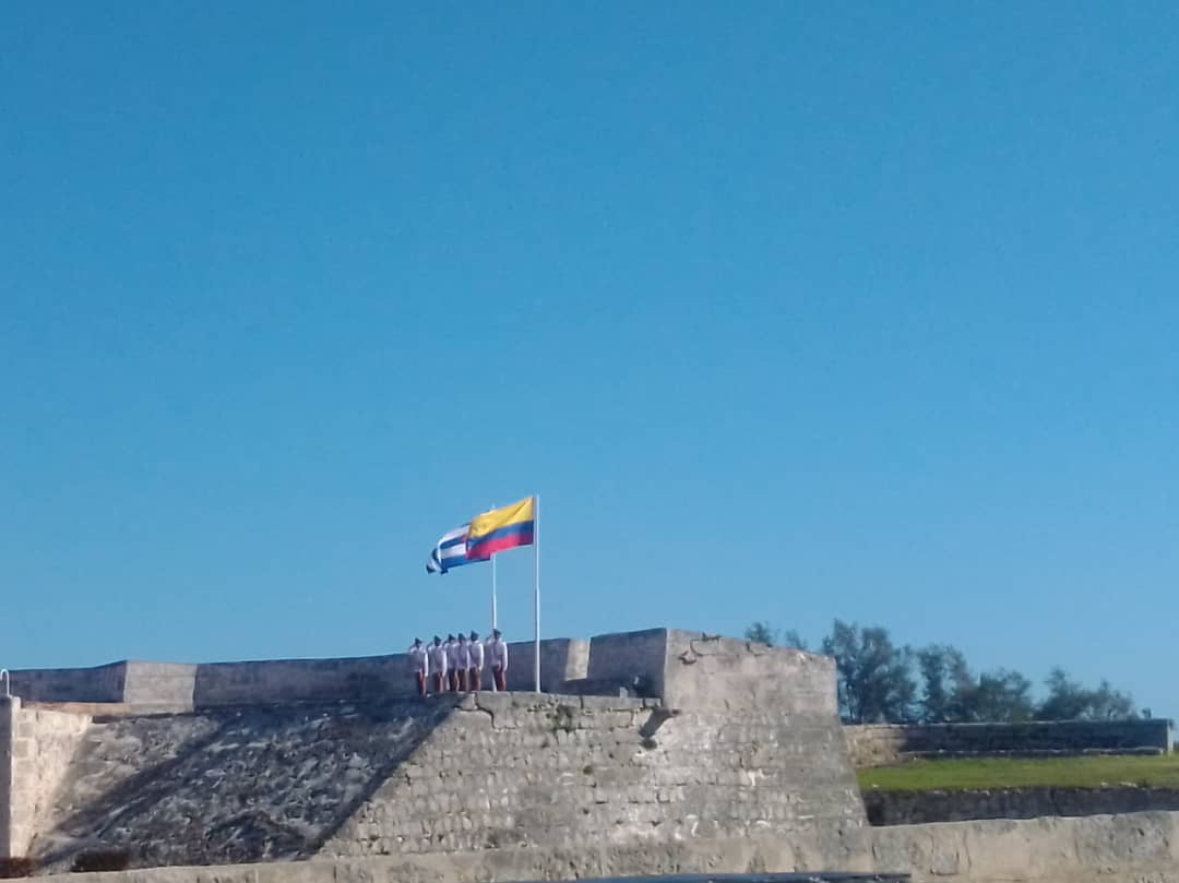 colombia-and-cuba-raise-their-flags-photo