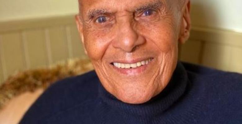 cuba-grants-friendship-medal-to-harry-belafonte