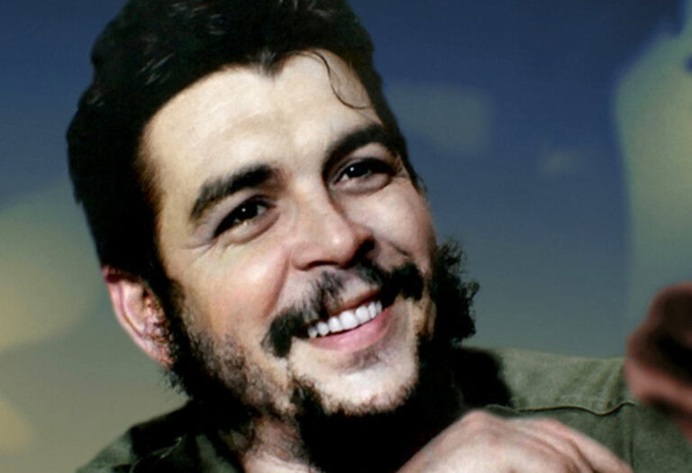 exhibition-in-crimea-in-tribute-to-che-guevara