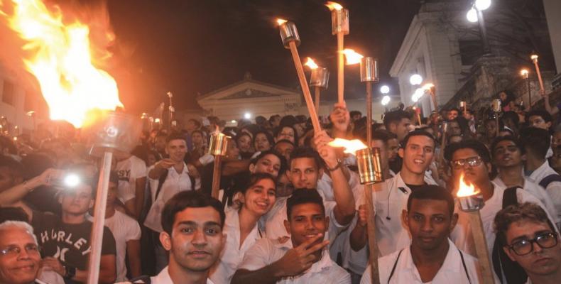 ce-lundi-une-nouvelle-retraite-aux-flambeaux-pour-rendre-hommage-a-jose-marti