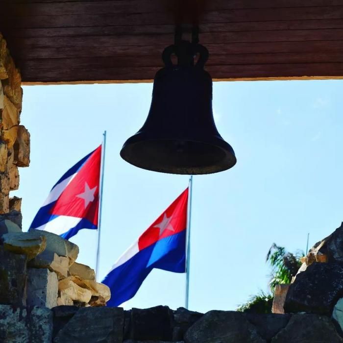 de-lautel-de-la-patrie-les-cubains-honorent-leurs-racines