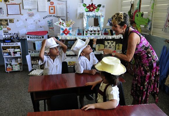 dia-del-educador-aliento-alma-y-ejemplo