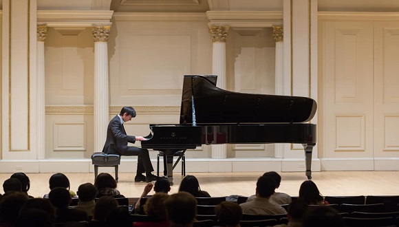 rodrigo-garcia-ameneiro-y-la-magia-de-hacer-sonar-a-traves-del-piano