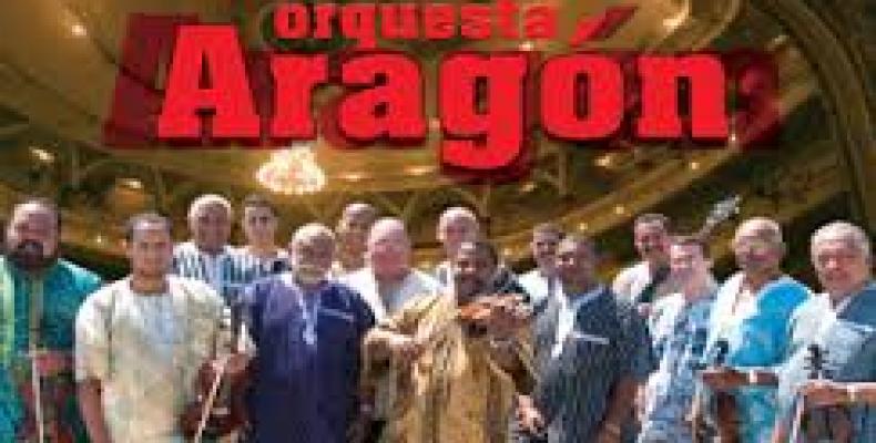 cuban-musician-congratulates-orquesta-aragon-on-nomination-to-22nd-latin-grammy-awards