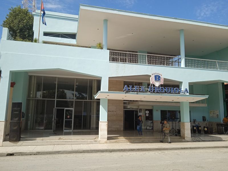 la-bibliotheque-provintiale-maintient-ses-services