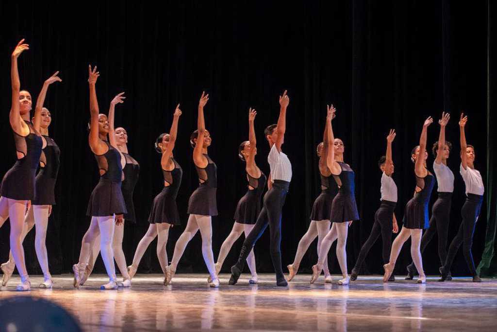 ballet-nacional-de-cuba-celebra-la-magia-de-la-danza