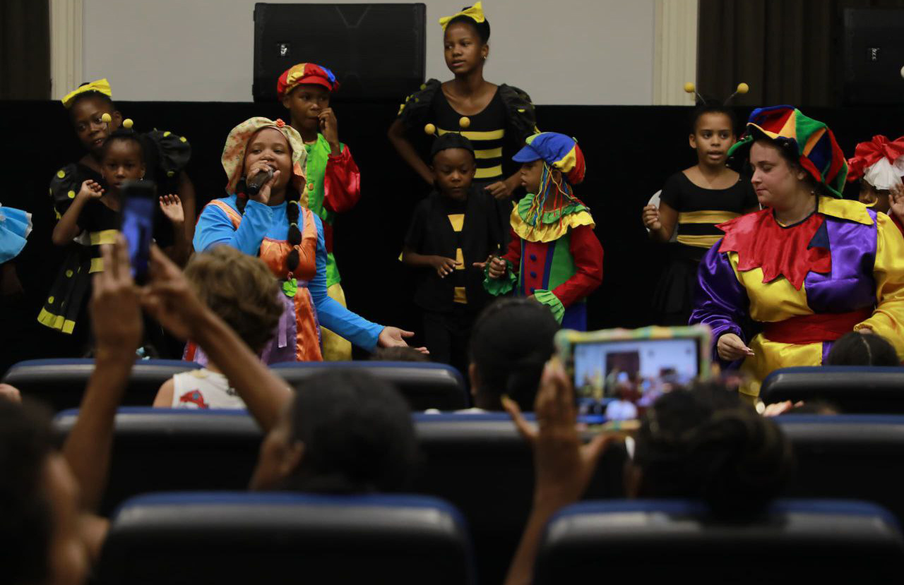 centro-fidel-castro-cierra-el-verano-con-los-que-saben-querer-fotos