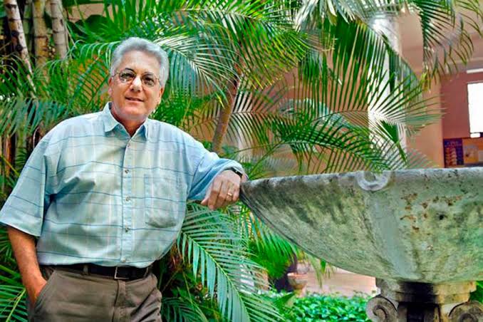 El jubileo de Letras Cubanas presenta a escritor Virgilio López Lemus el-jubileo-de-letras-cubanas-presenta-a-escritor-virgilio-lopez-lemus