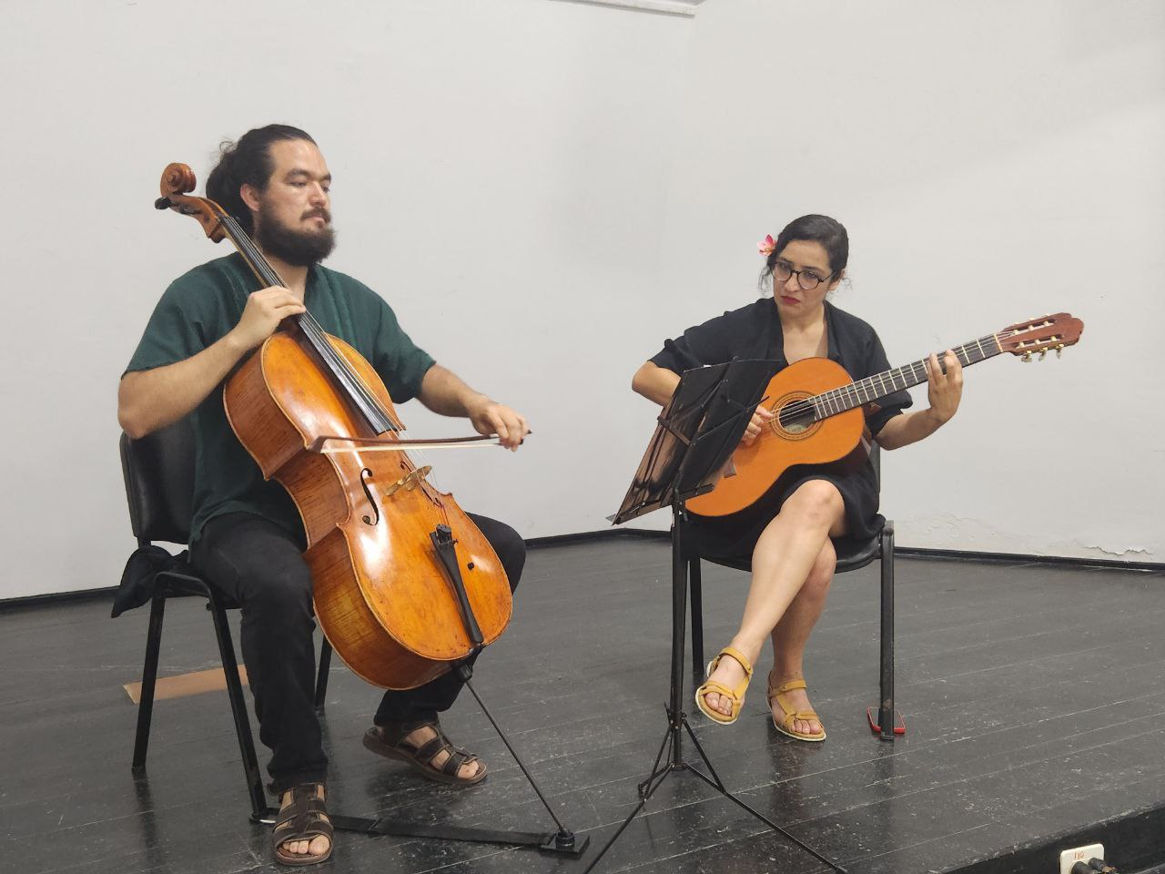 un-dialogo-sonoro-entre-cello-y-guitarra
