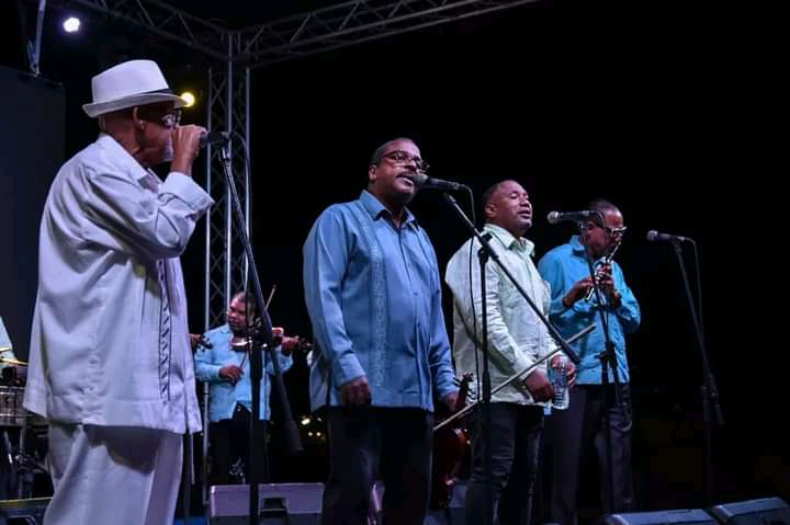 cierra-el-san-remo-music-awards-al-ritmo-de-la-aragon