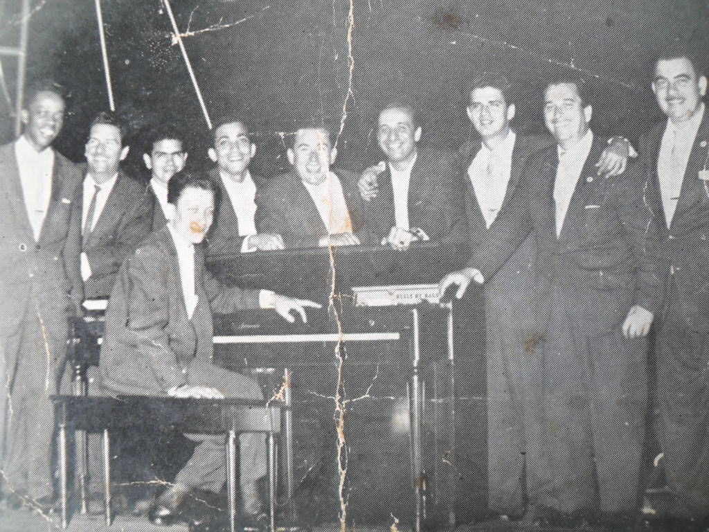 conjunto-roberto-faz-seguiremos-defendiendo-la-musica-tradicional-cubana