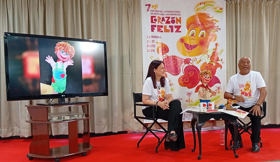 corazon-feliz-entrega-arte-a-las-infancias