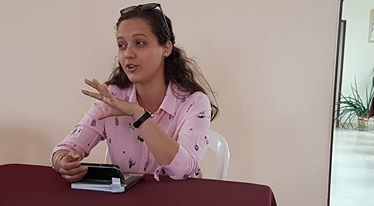 el-mundo-literario-de-lourdes-maria-mazorra