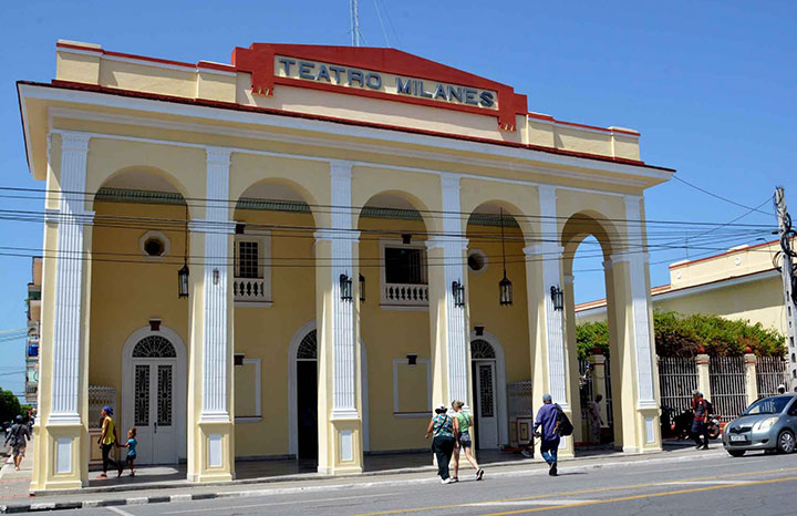 en-fase-de-terminacion-el-remozamiento-del-teatro-milanes