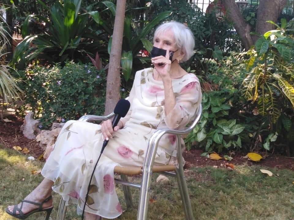 entre-musica-y-poesia-celebran-90-cumpleanos-de-veronica-lynn