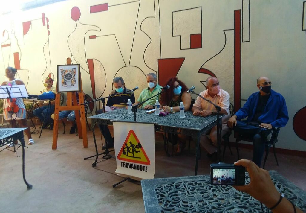 evento-de-trovadores-afina-cuerdas-en-ciego-de-avila