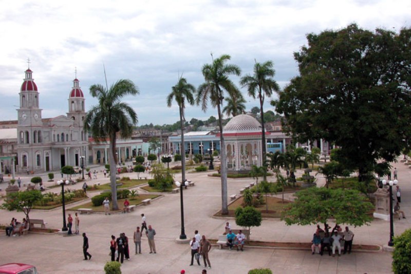 manzanillo-ciudad-de-historia-y-poesia