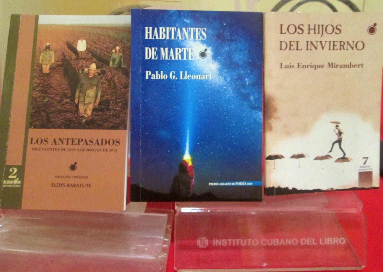 recomenzo-el-sabado-del-libro-presencial-con-tres-titulos-de-la-ahs
