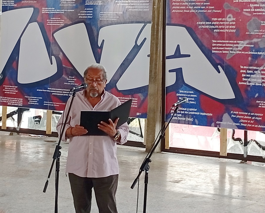 solidaridad-versos-y-canciones-sellan-32-festival-de-poesia-de-la-habana